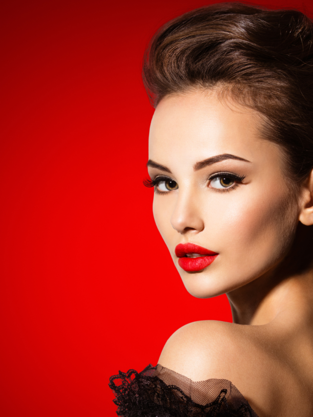 Check Out This Beautiful Girls Wallpaper